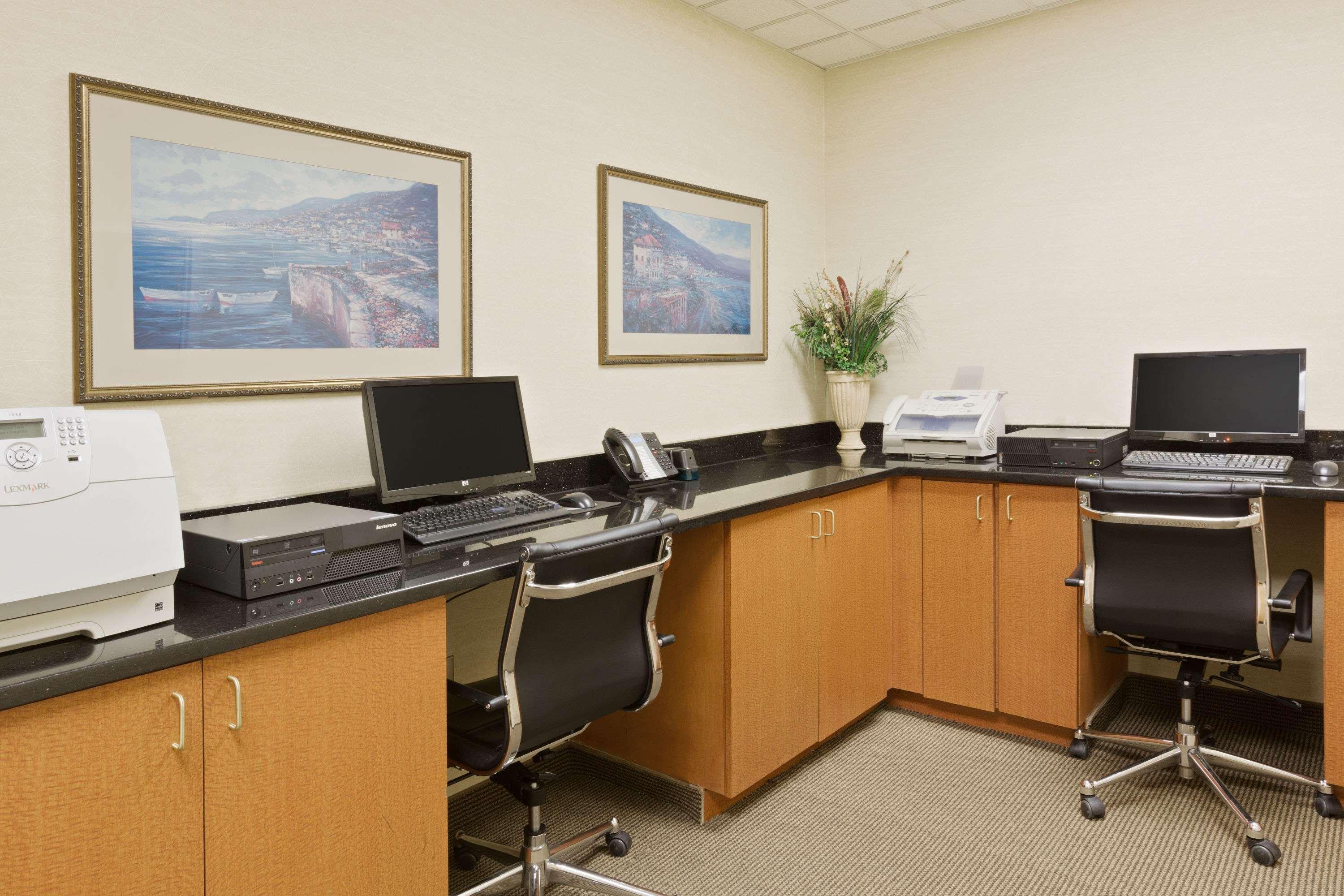 Hotel Wingate By Wyndham Charlotte Airport Exterior foto